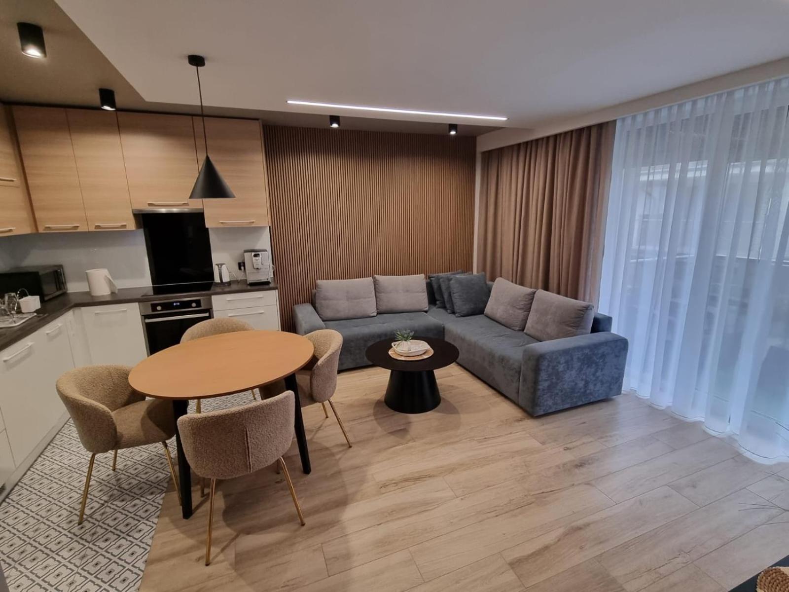 Apartament Faleza Ревал Екстериор снимка